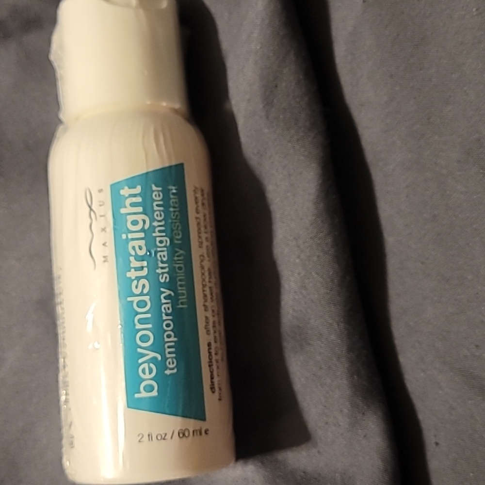 Maxius hair straightener cream